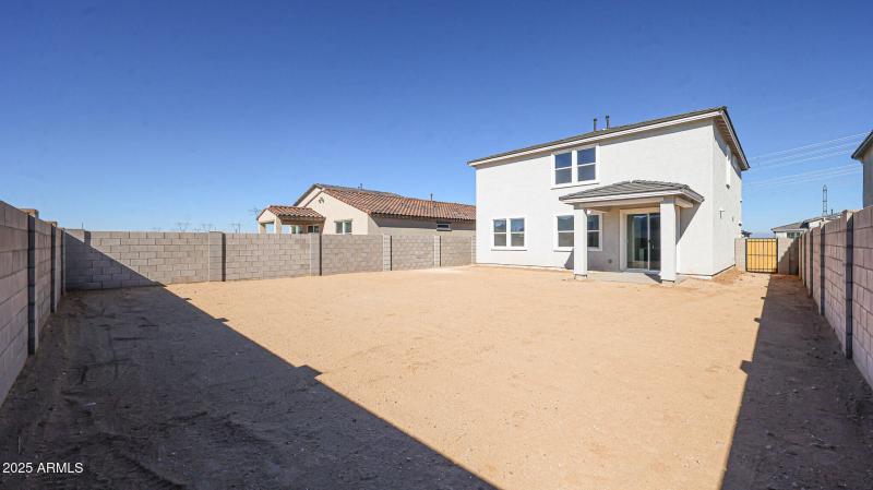 38_2-story-home-for-sale-surprise-AZ_Rea