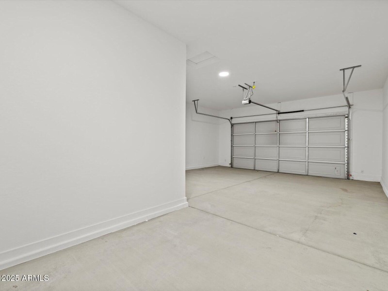 3-Car Tandeum Garage