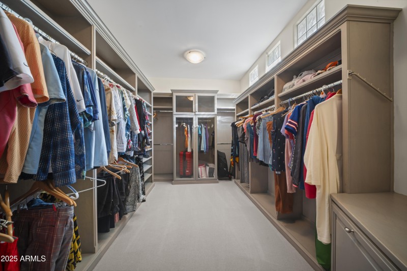 Fabulous Custom Outfitted Closets