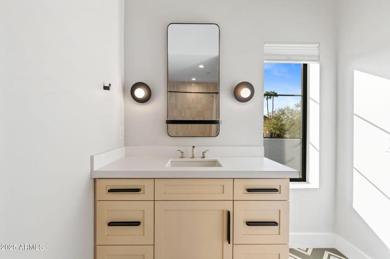 27-web-or-mls-3842-e-san-miguel-ave