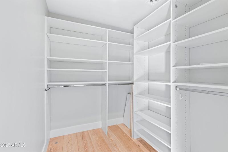 35-web-or-mls-3842-e-san-miguel-ave