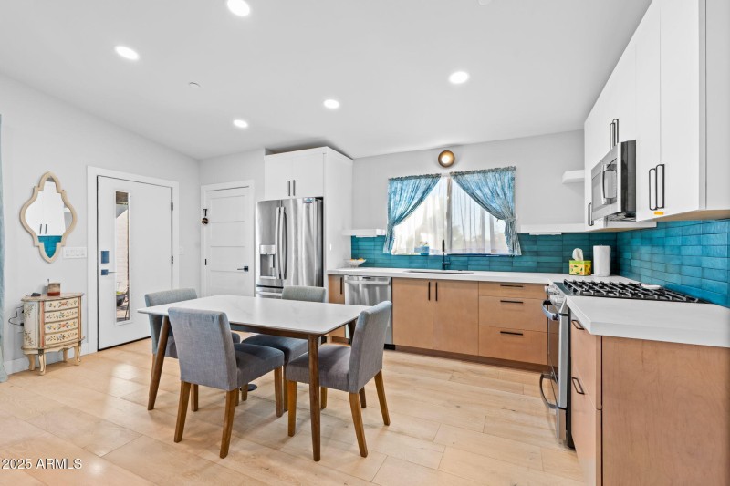 28-web-or-mls-3842-e-san-miguel-ave