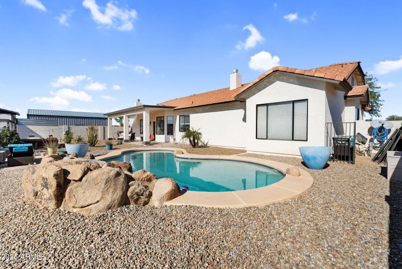 40-web-or-mls-907 E Carlise Rd-41