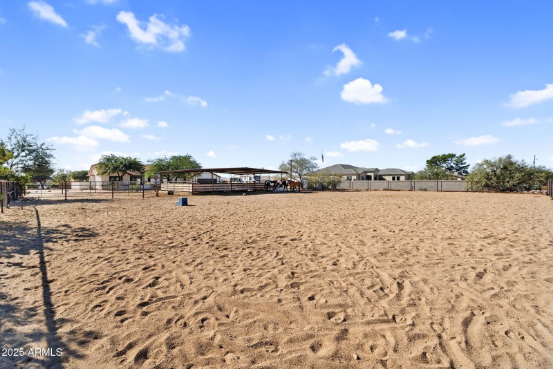 52-web-or-mls-907 E Carlise Rd-........