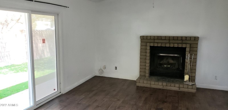 Living room 1