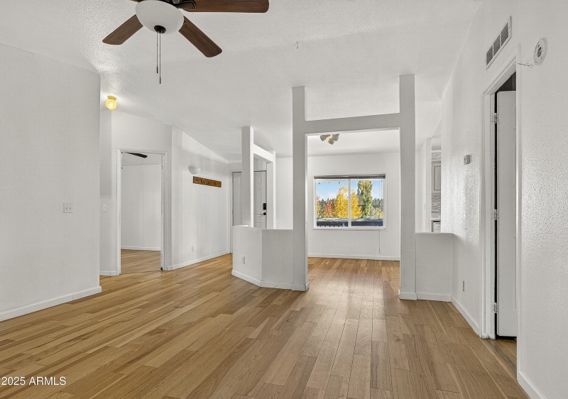 2184-w-reading-ct-flagstaff-az-usa-002