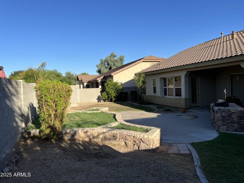 20251003_234700540_iOS