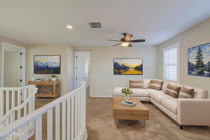 Loft-1 - Living Room - Standard - 17