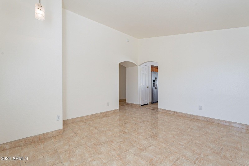 9-web-or-mls-Roosevelt-9