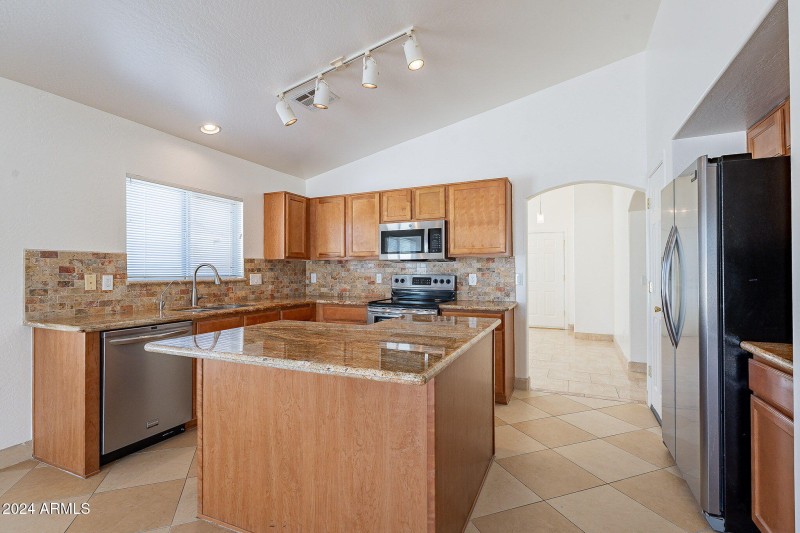 17-web-or-mls-Roosevelt-17