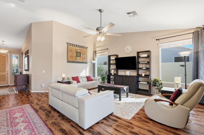 9-web-or-mls-019_ListerPros