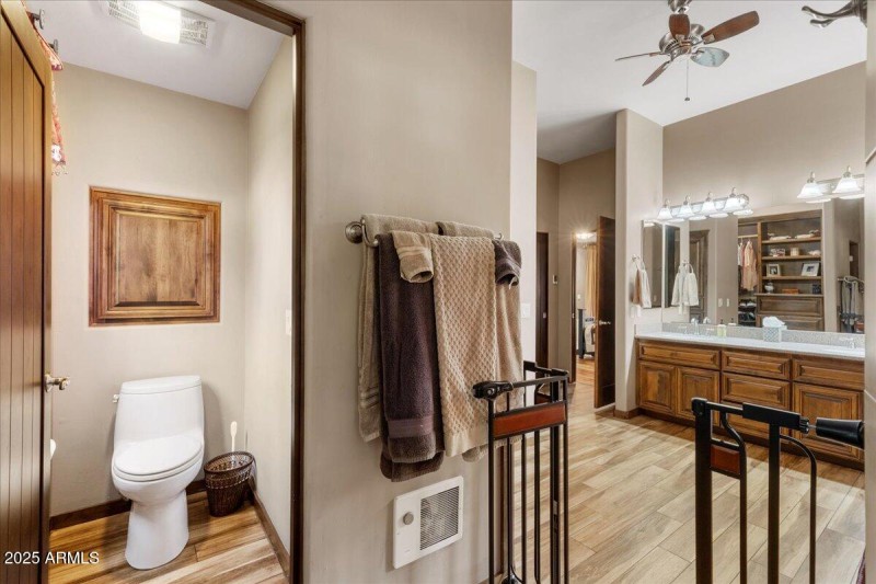 081-Primary Bathroom