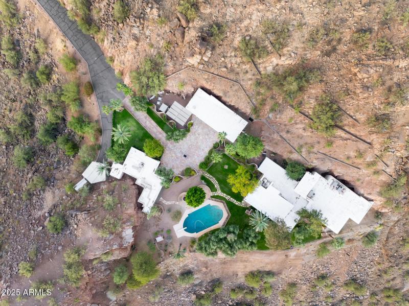 DJI_20241030184005_0101_D-Edit