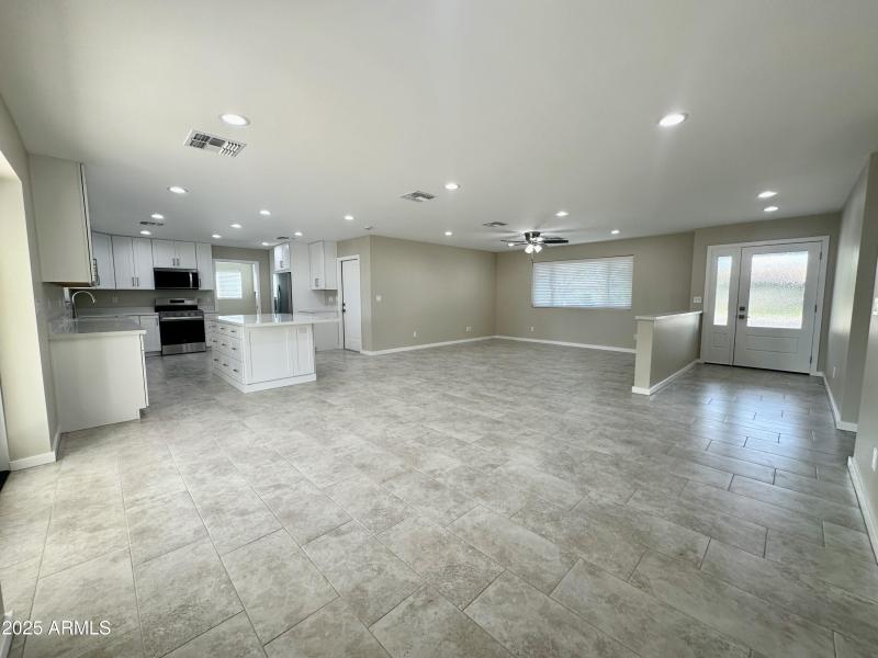 2329 E Enrose - # - 4