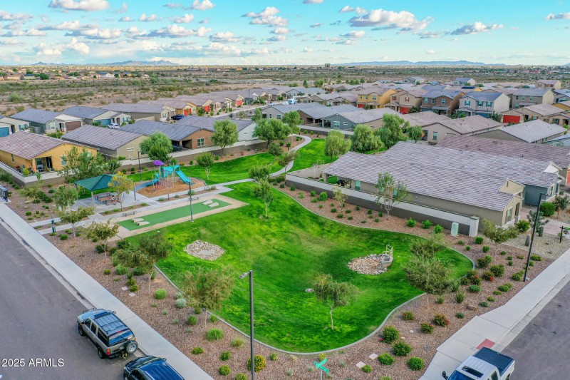Park in Camino Crossing