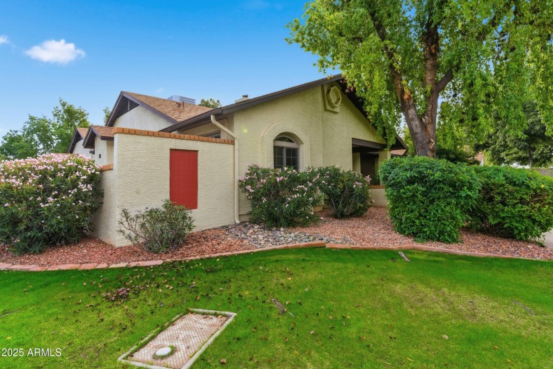 8140 N 107TH Avenue, 281