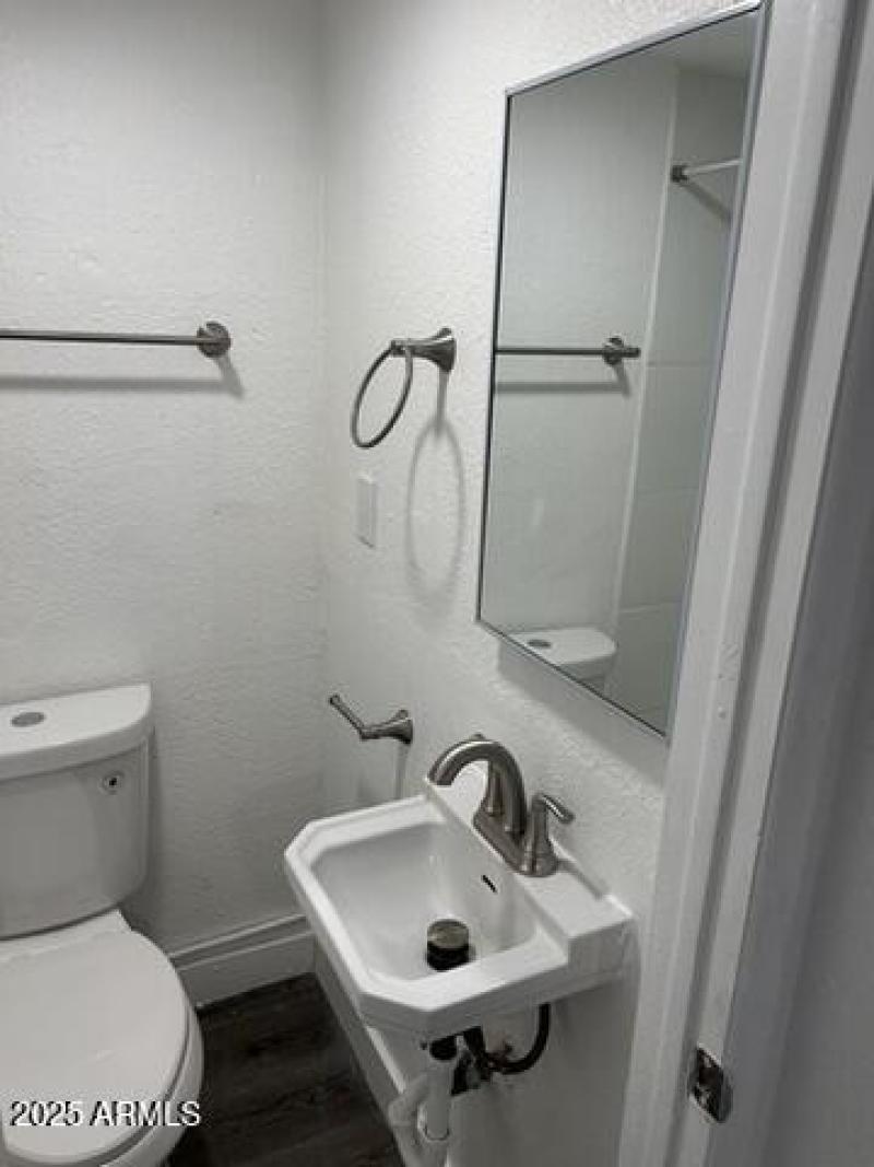 1AC69F45-2C87-4BB2-BDC0-BCD78EEF1EF9_4_5