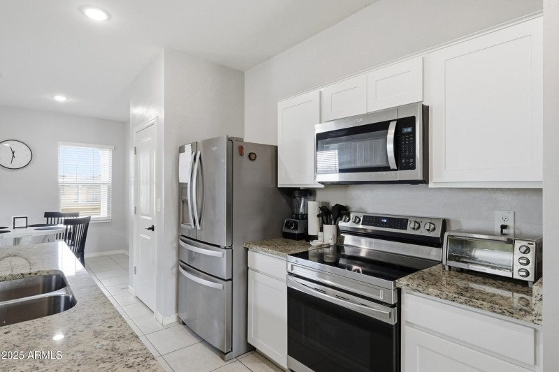 9_photo nov 17 2025, 11 30 02 am (1)