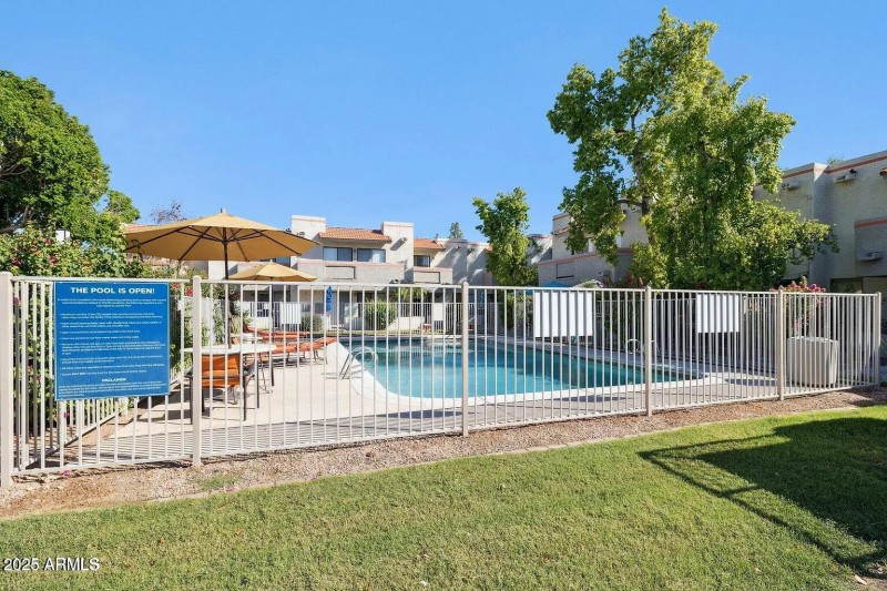 b840fe7a484ada7e103e6e21913125ff-uncropp