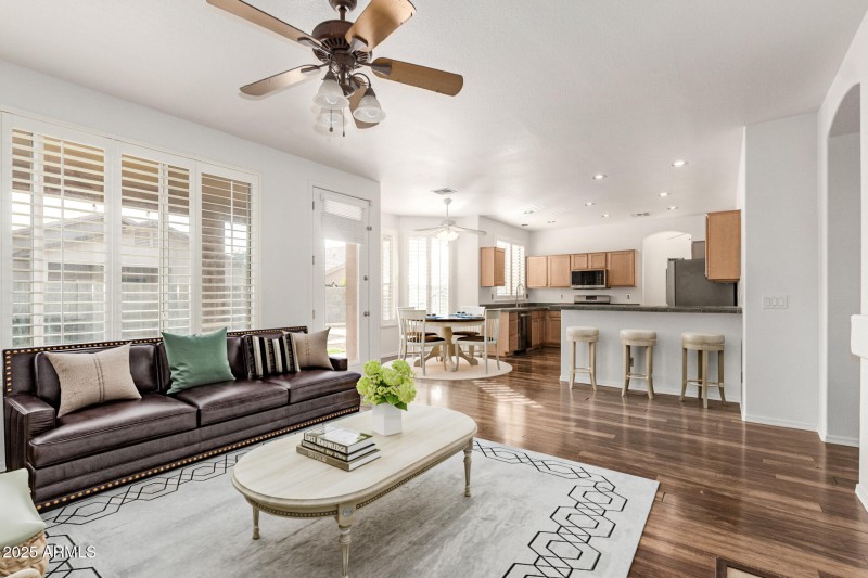 Virtually Staged Eat-In Kitchen