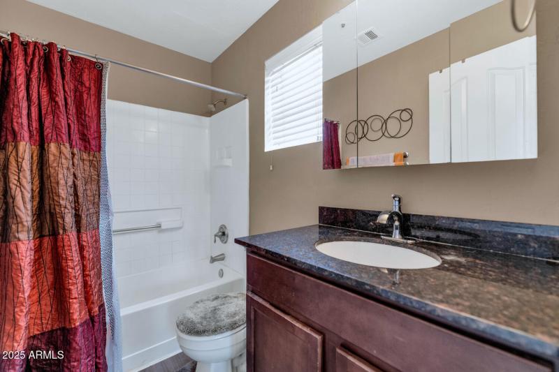 14145 N 92nd St-large-015-017-TOD1737-15