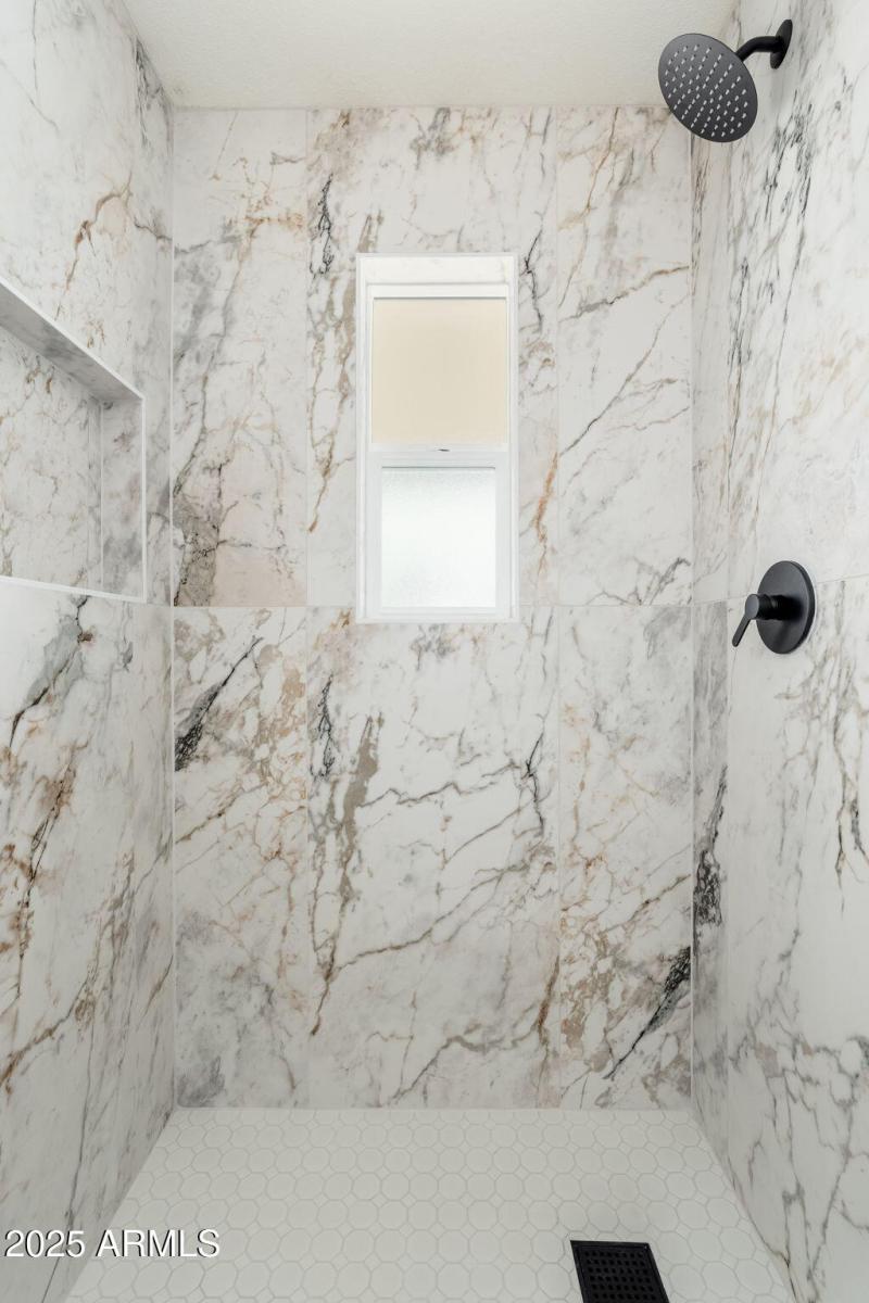 3137 W Turney Ave - 18