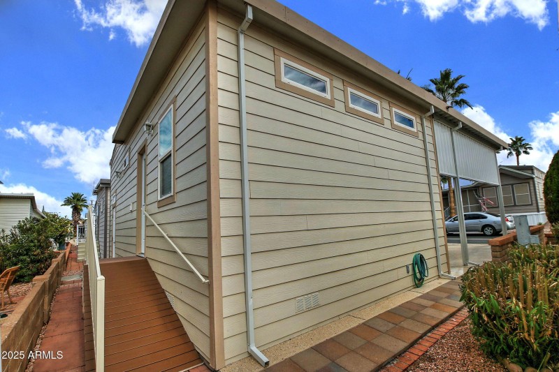 10-web-or-mls-aSet08