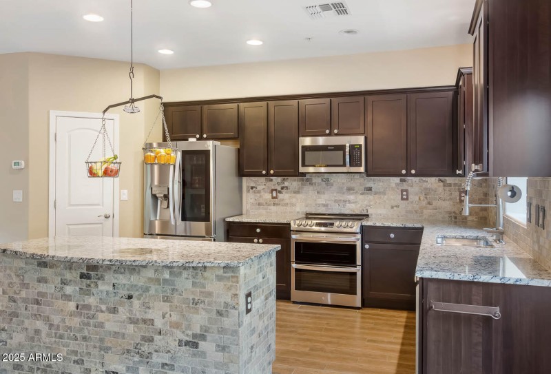 240-W-Juniper-Ave-1096-MLS-2