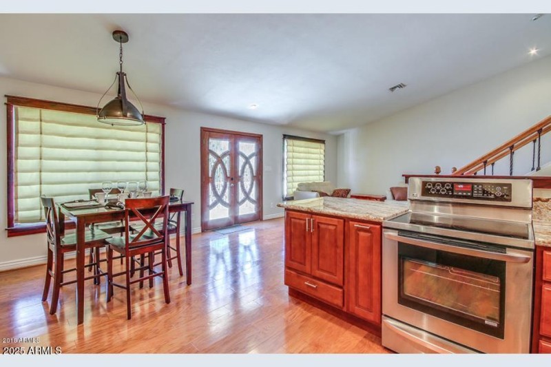 Minn Front Door Interior view