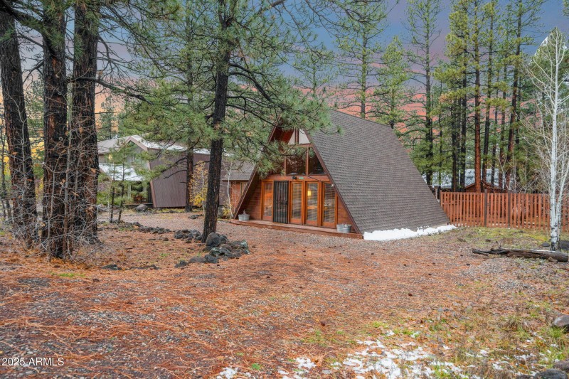 820 E Caribou Road, Munds Park 86017