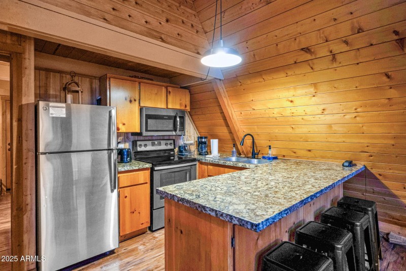 820 E Caribou Road, Munds Park 86017