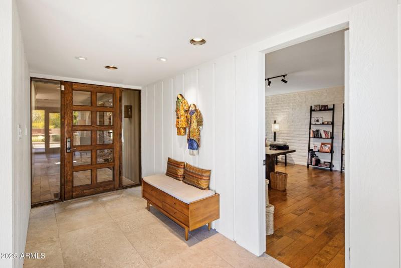 2-web-or-mls-D46A10142 copy