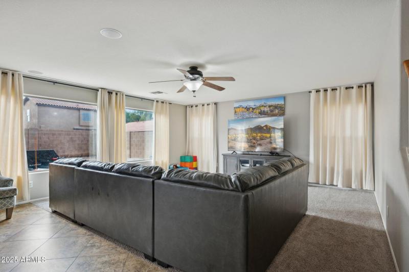 9-web-or-mls-41919-colby-dr