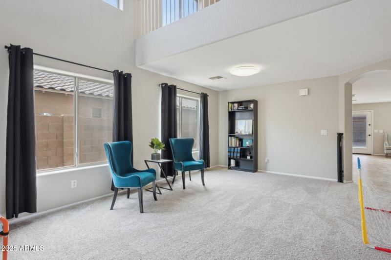 6-web-or-mls-41919-colby-dr