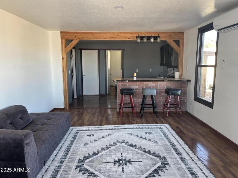 445 N Kilbright Living Area A