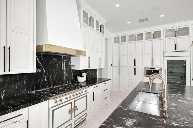 Kitchen-La Cornue Range