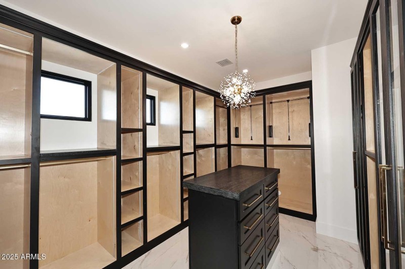 Primary Bath-2nd Closet