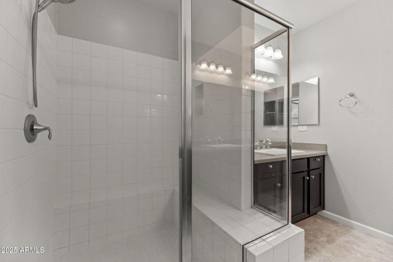 25-web-or-mls-DSC08843