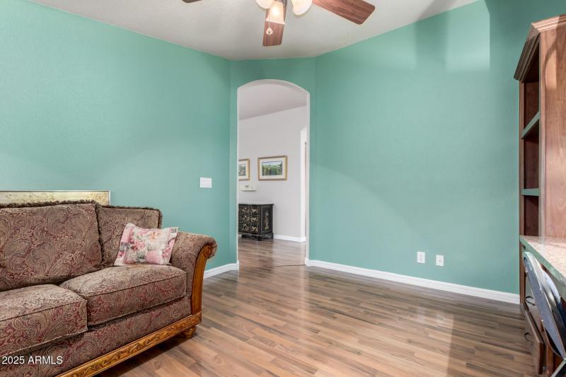 3301 S Goldfield Rd 4079