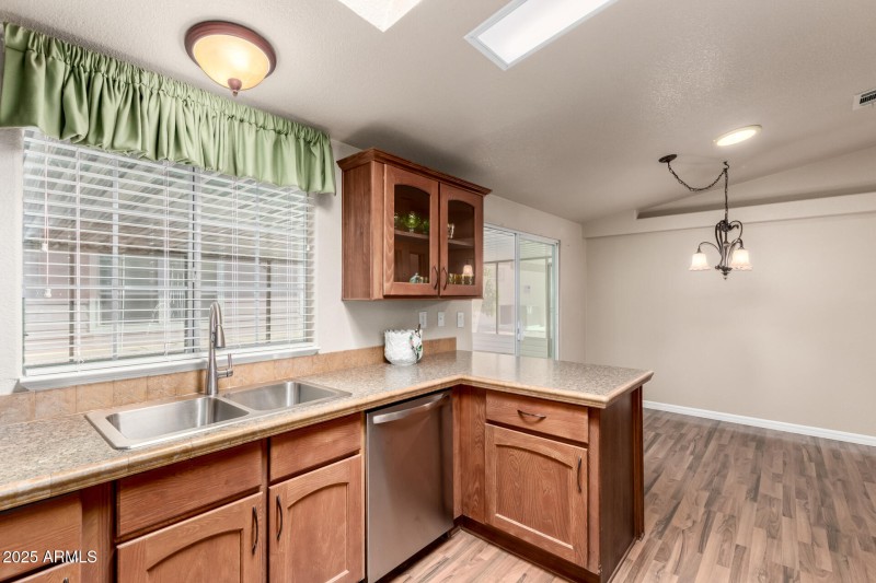 3301 S Goldfield Rd 4079