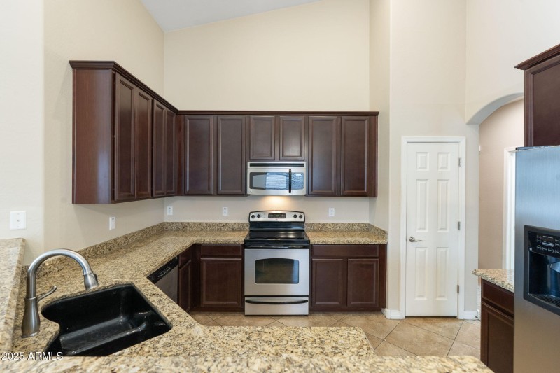 9-web-or-mls-DSC04103