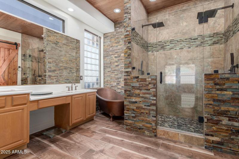 Dual Rainhead Shower Suite