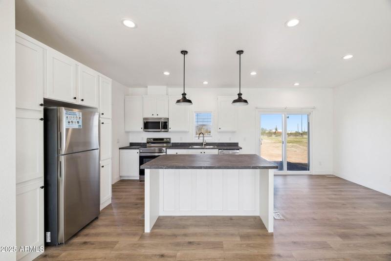 9-web-or-mls-50308-w-wildwood-rd