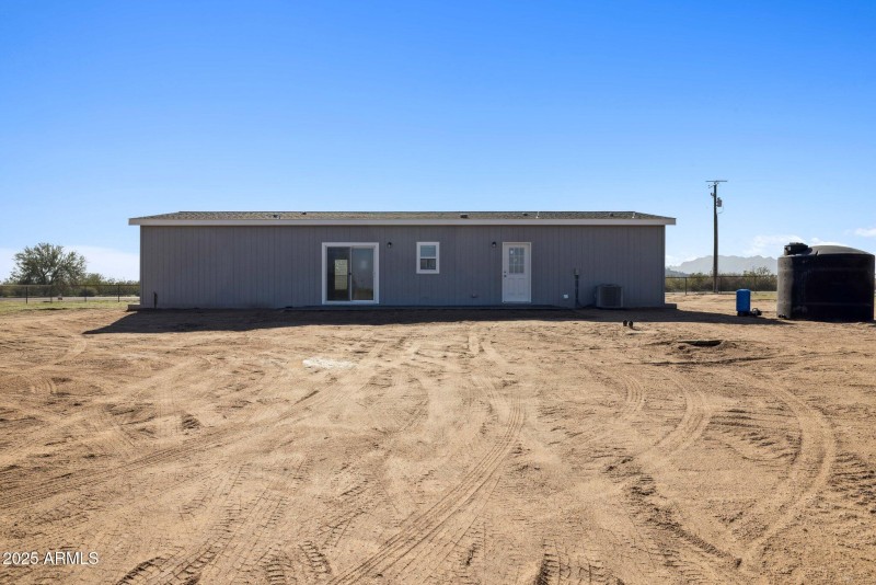 28-web-or-mls-50308-w-wildwood-rd