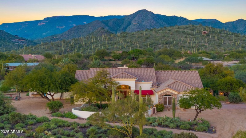 5-web-or-mls-DRONE EXTERIOR23