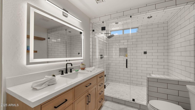 31-web-or-mls-Full Bathroom