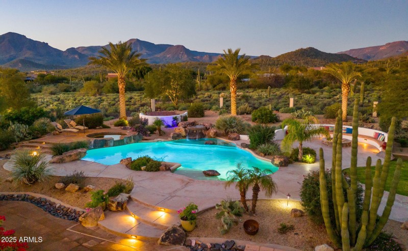 57-web-or-mls-NIGHT SHOTS3