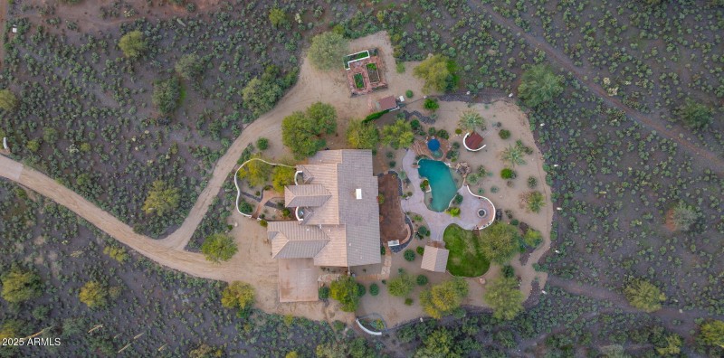 67-web-or-mls-DRONE EXTERIOR10