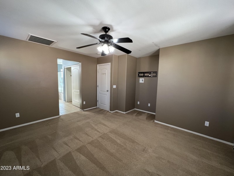 Photo Nov 17 2023, 10 48 19 AM