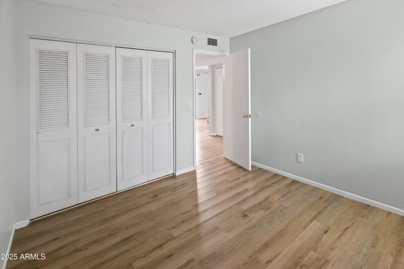 4727 W Continental Dr-12